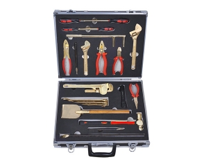 3331 Combination tool set for oil depot (25cs)